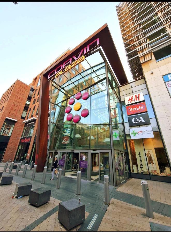Feel Home Deluxe Corvin # Free Parking # Ac # Elevator Budapest Extérieur photo
