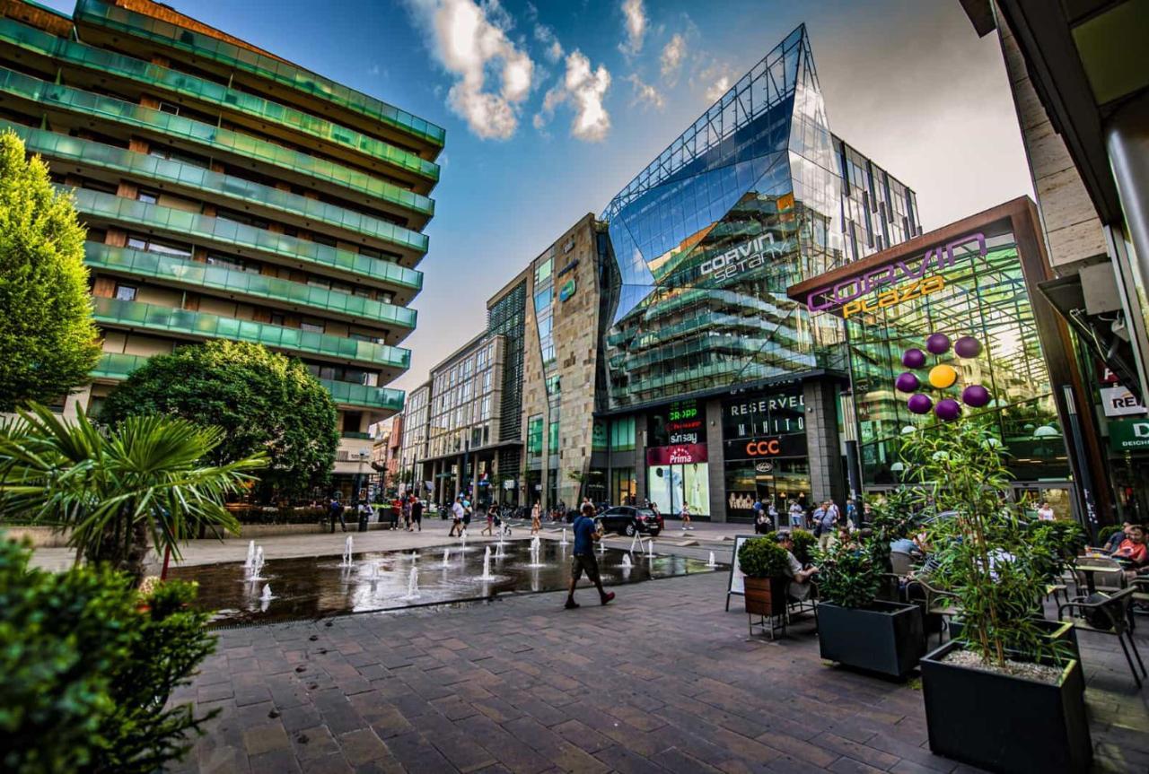 Feel Home Deluxe Corvin # Free Parking # Ac # Elevator Budapest Extérieur photo
