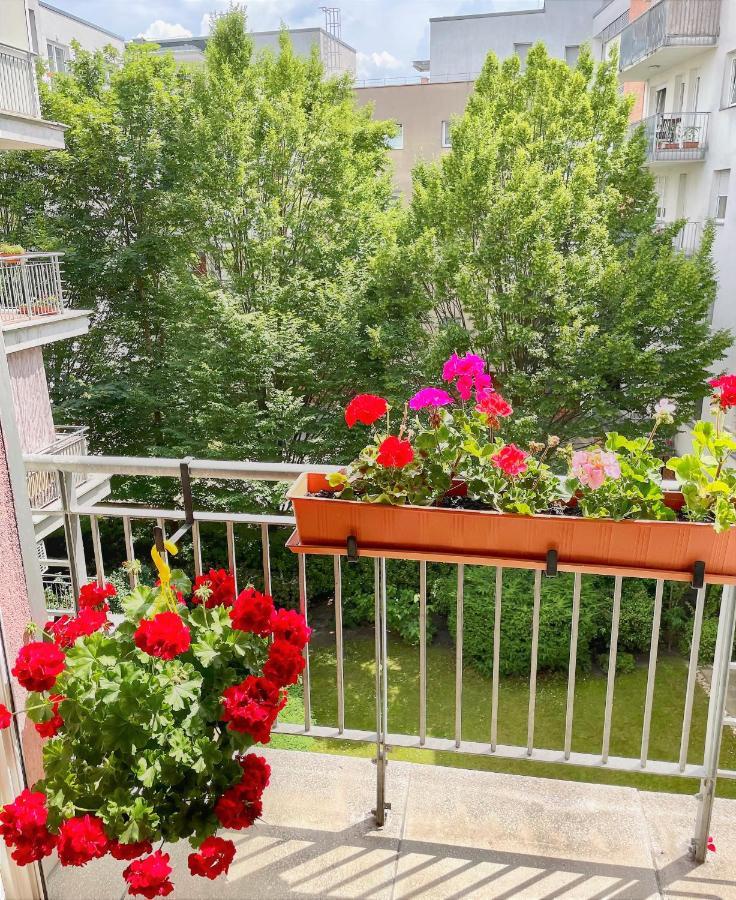 Feel Home Deluxe Corvin # Free Parking # Ac # Elevator Budapest Extérieur photo